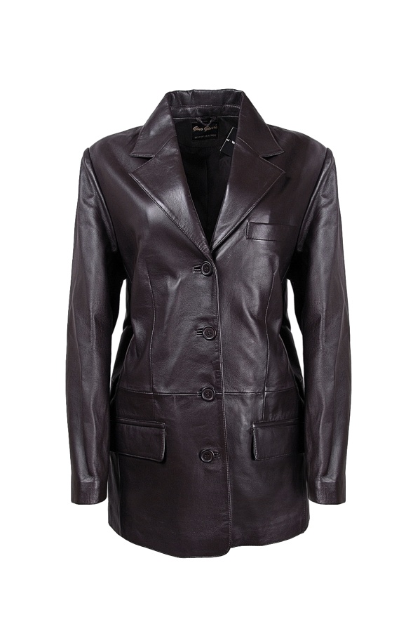 detail kožené dámské sako